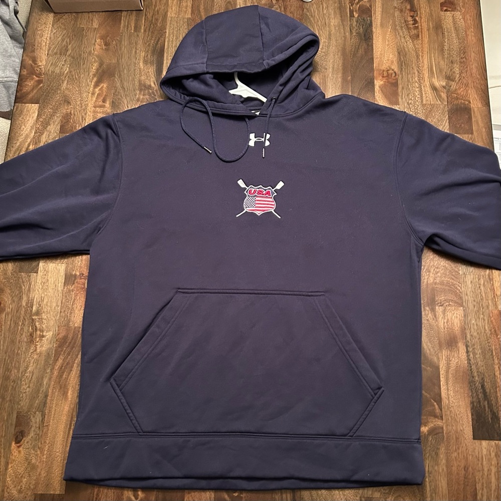 Unisex Under Armour USA Crew Sweatshirt with Hood Size Medium